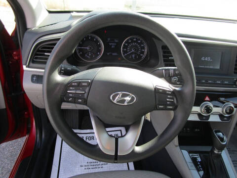 2019 Hyundai Elantra SE
