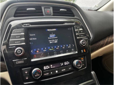 2017 Nissan Maxima Platinum