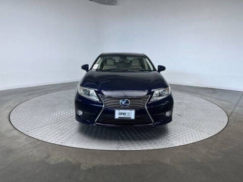 2014 Lexus ES 300h