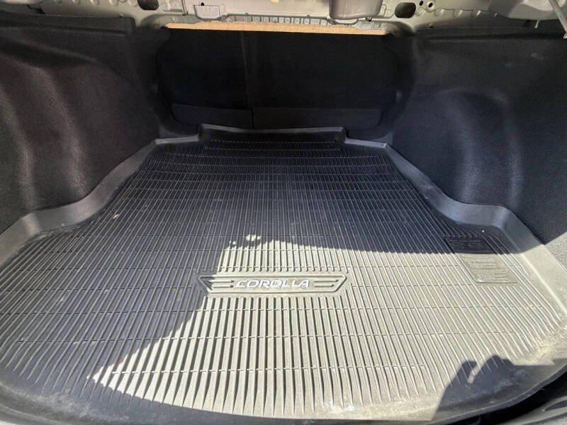 2020 Toyota Corolla Hybrid LE