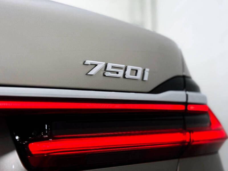 2021 BMW 7 Series 750i xDrive