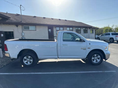 2019 RAM 1500 Classic SLT