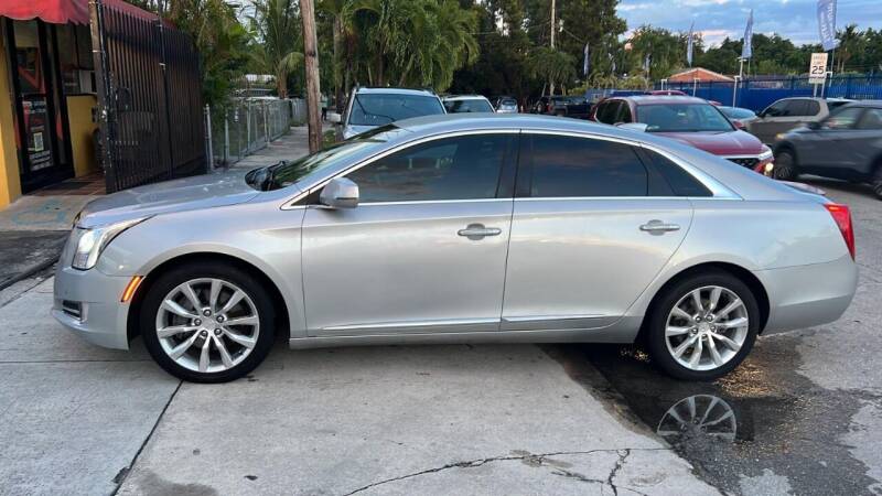 2017 Cadillac XTS for sale at AUTO ALLIANCE LLC in Miami FL
