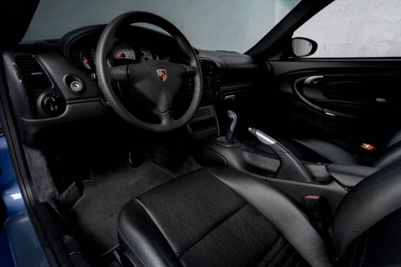 2003 Porsche 911 GT2