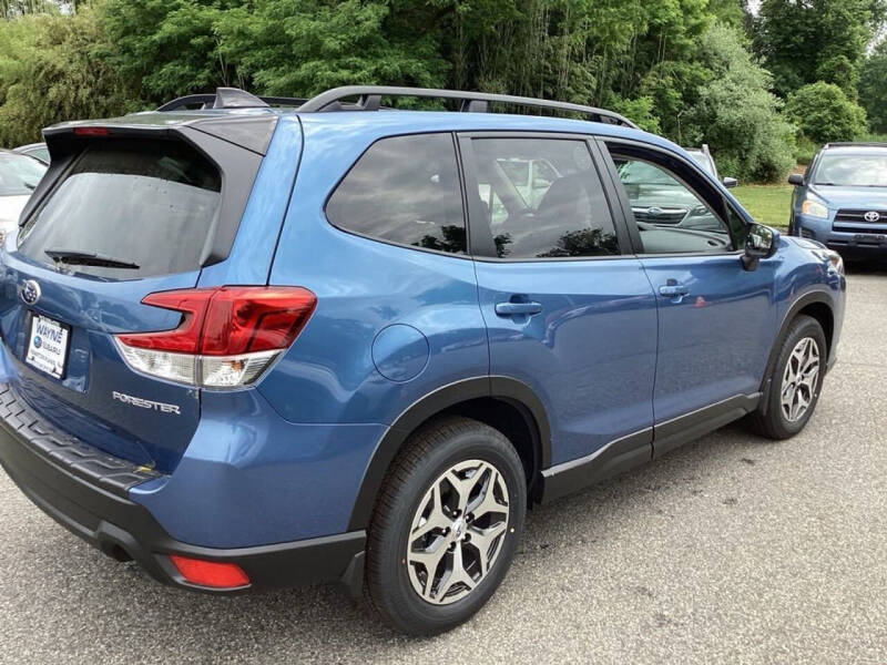 2024 Subaru Forester Premium
