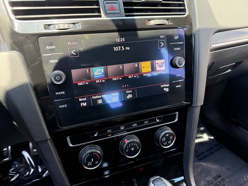 2018 Volkswagen Golf GTI SE