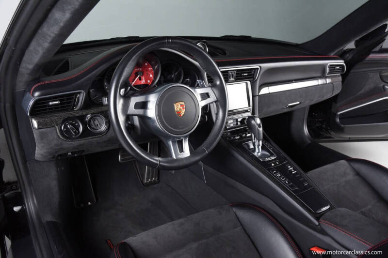 2016 Porsche 911 Carrera GTS