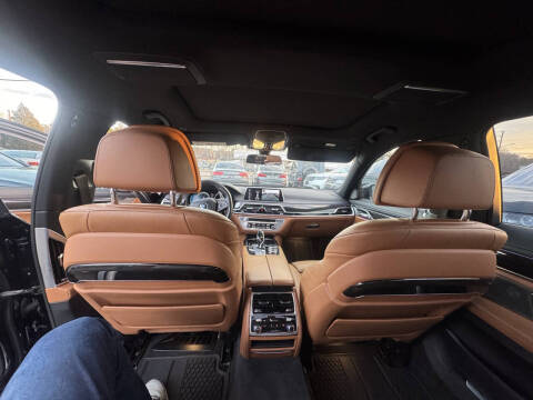 2016 BMW 7 Series 750i