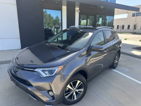 2018 Toyota RAV4 for sale at TWIN CITY MOTORS in Houston TX
