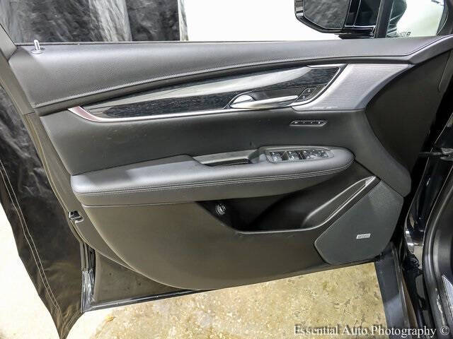 2022 Cadillac XT5 Premium Luxury