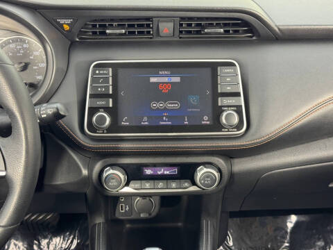 2018 Nissan Kicks SR