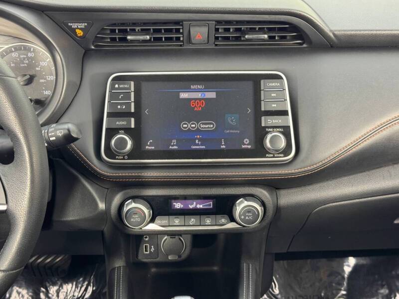 2018 Nissan Kicks SR