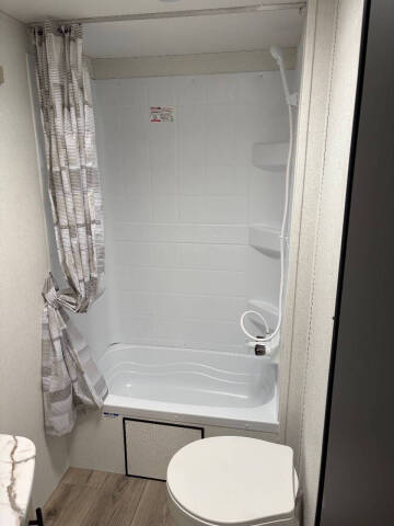 2025 Shasta RV 526db