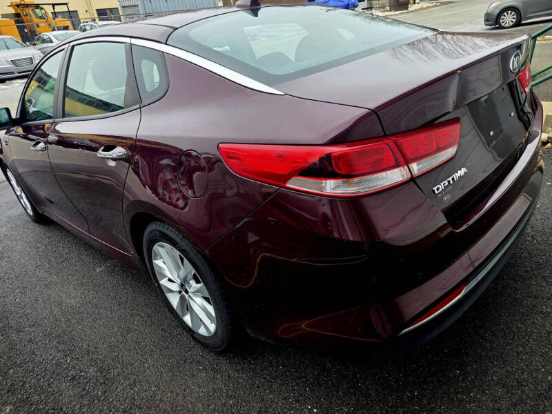 2018 Kia Optima LX