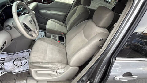 2012 Nissan Quest