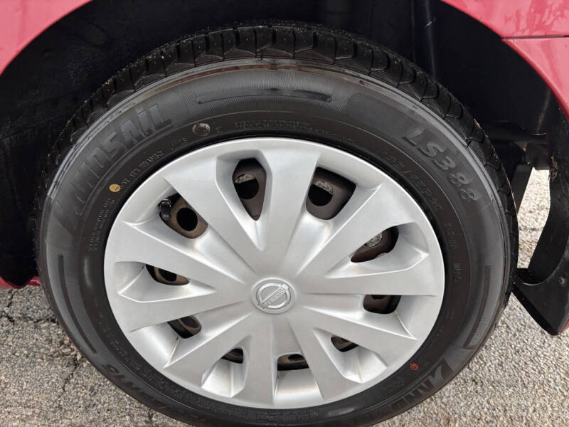 2014 Nissan Versa 1.6 S Plus