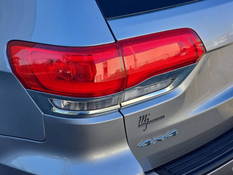 2017 Jeep Grand Cherokee Laredo