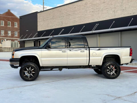 2006 Chevrolet Silverado 2500HD for sale at Premier Auto Connection in McAlester OK