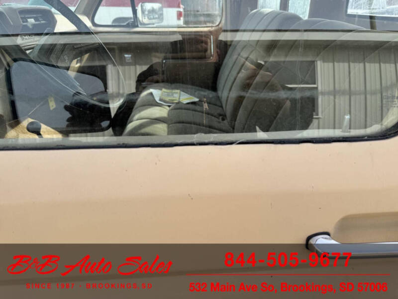 1985 Ford F-150 XLT Lariat