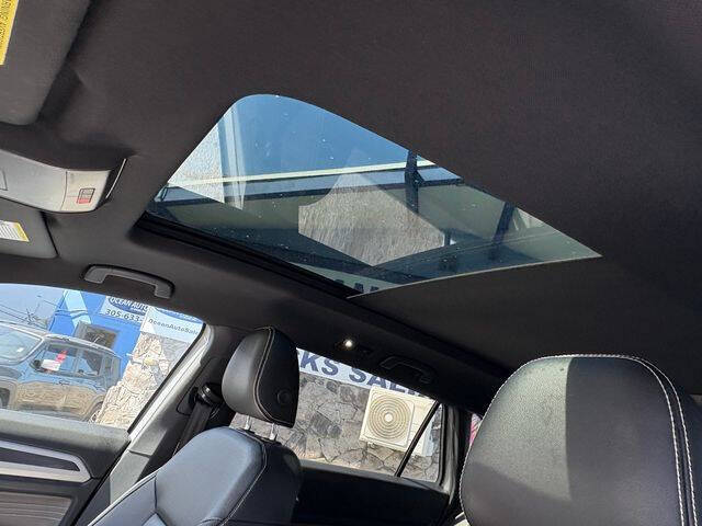 2021 Volkswagen Atlas Cross Sport V6 SE R-Line