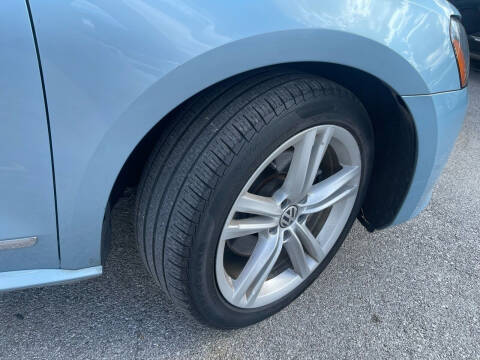 2013 Volkswagen Passat TDI SEL Premium