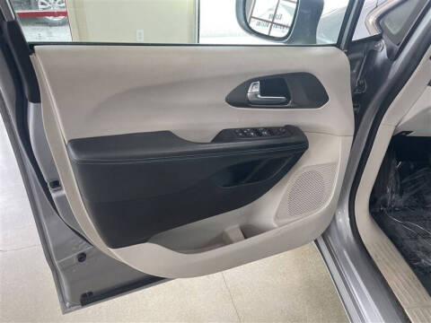 2021 Chrysler Pacifica Touring