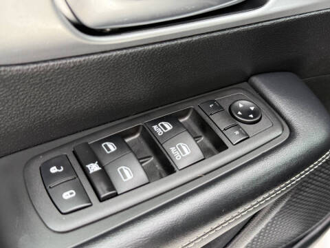 2023 Chrysler Pacifica Touring