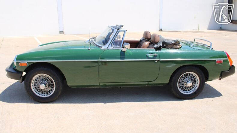 1977 MG B