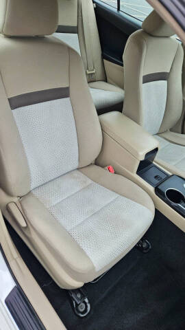 2012 Toyota Camry LE