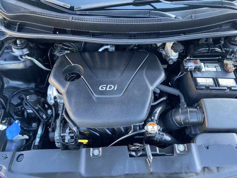 2013 Hyundai Accent SE