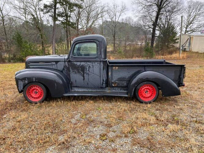 1947 Ford F-100
