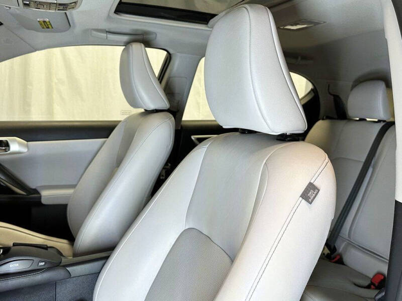 2012 Lexus CT 200h Premium
