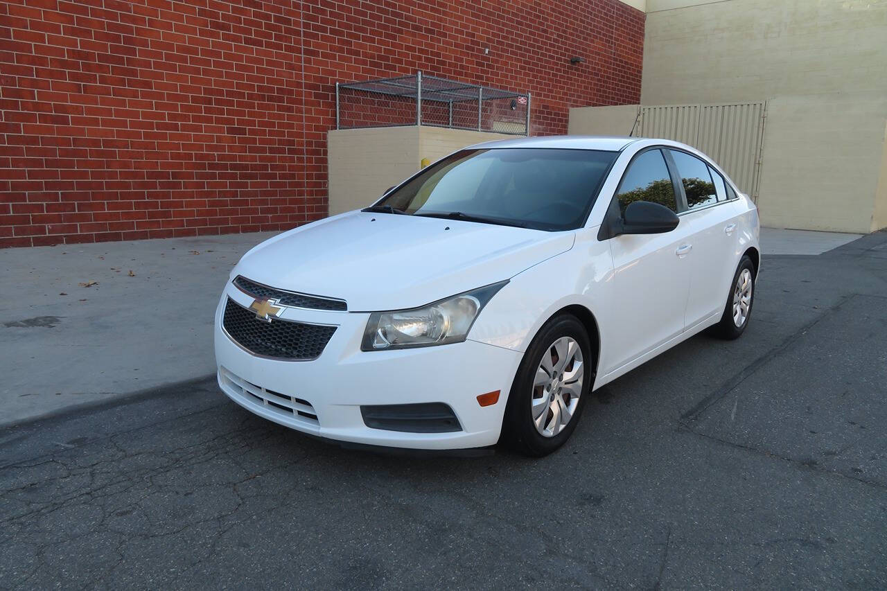 2012 Chevrolet Cruze for sale at The Car Vendor LLC in Bellflower, CA