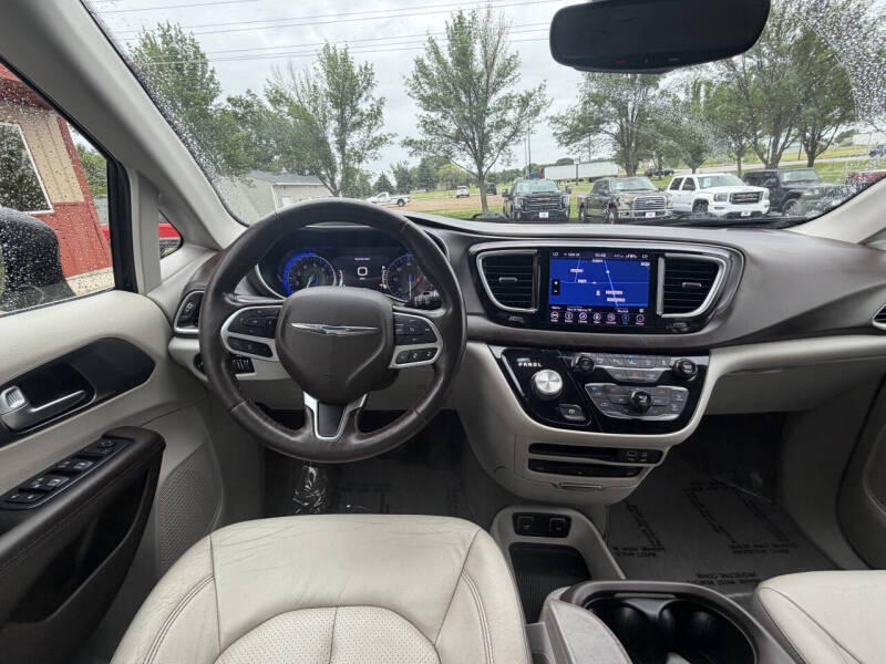 2019 Chrysler Pacifica Touring L Plus
