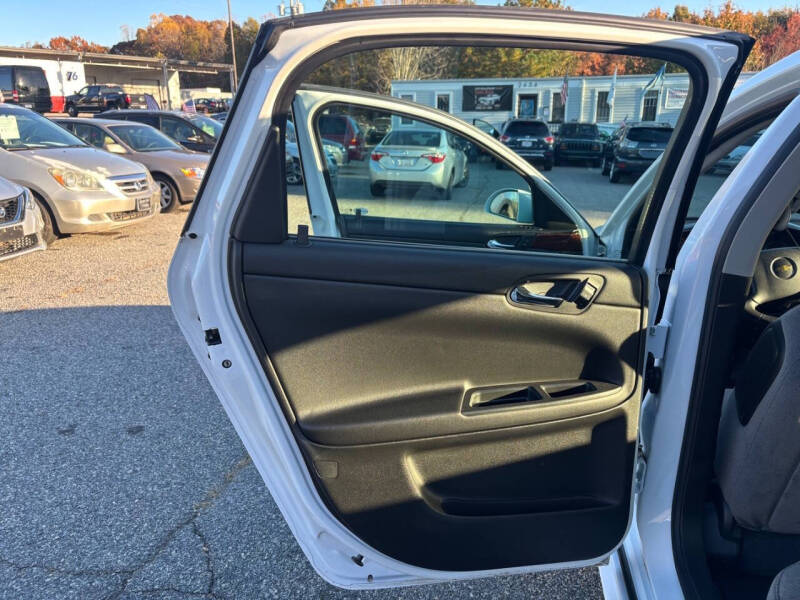 2011 Chevrolet Impala LT Fleet