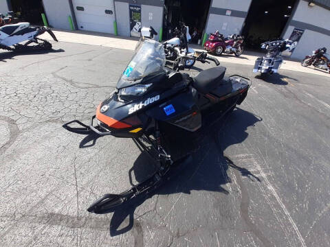 2018 Ski-Doo MXZ® X® Ice Cobra 1.