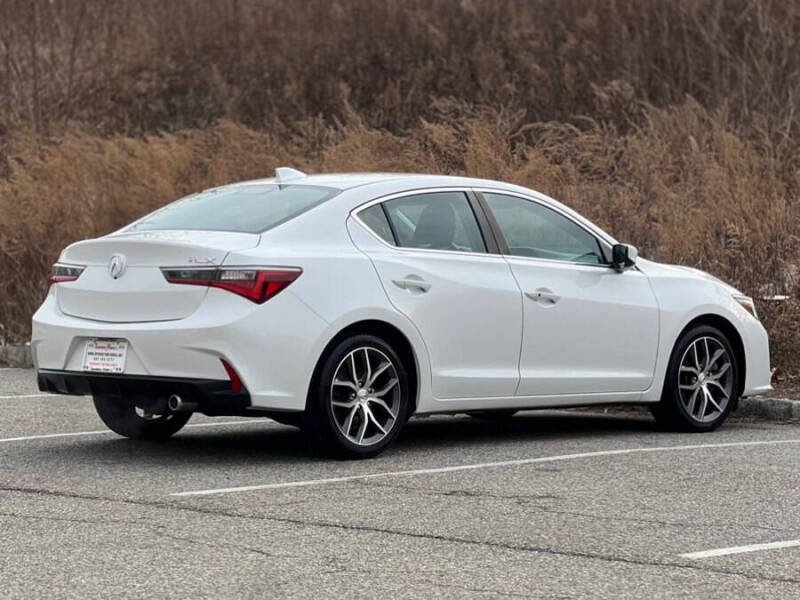 2019 Acura ILX w/Premium