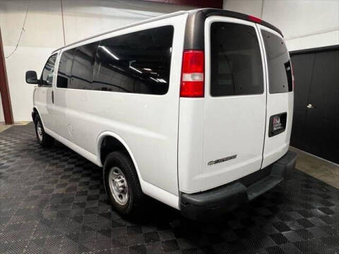 2017 Chevrolet Express 2500