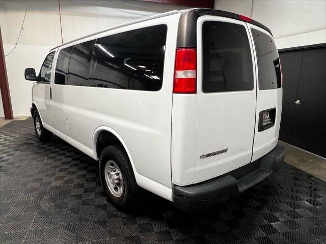 2017 Chevrolet Express 2500
