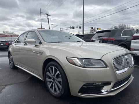 2017 Lincoln Continental Premiere