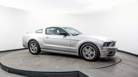 2014 Ford Mustang V6