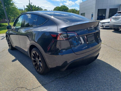 2024 Tesla Model Y Long Range