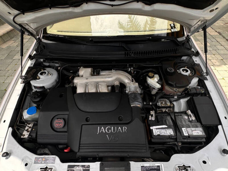 2003 Jaguar X-Type 2.5