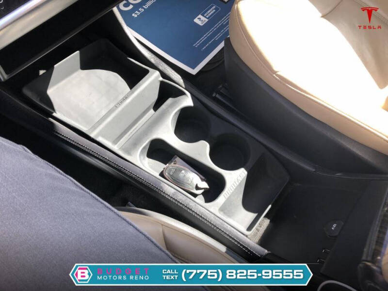 2013 Tesla Model S