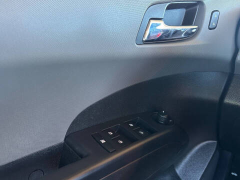 2015 Chevrolet Sonic LT Auto