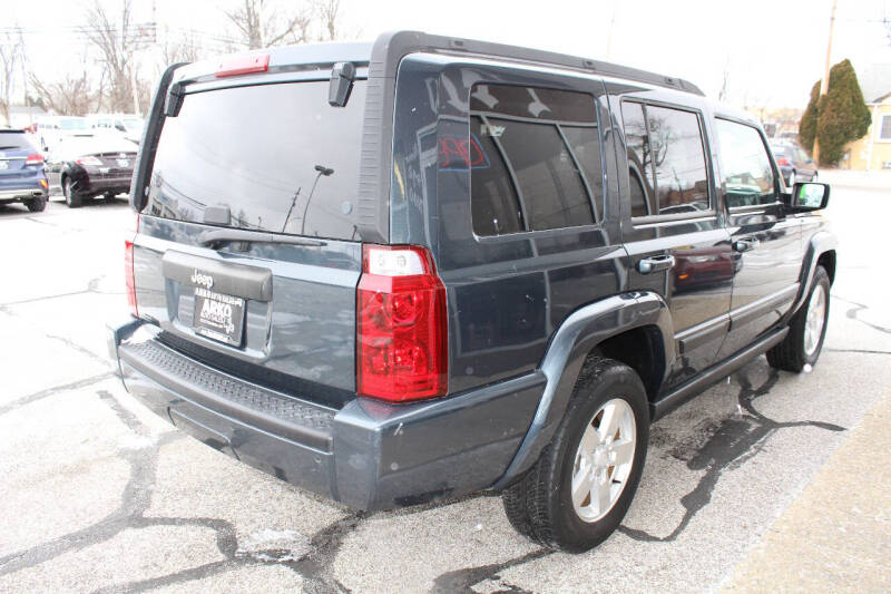 2007 Jeep Commander Sport