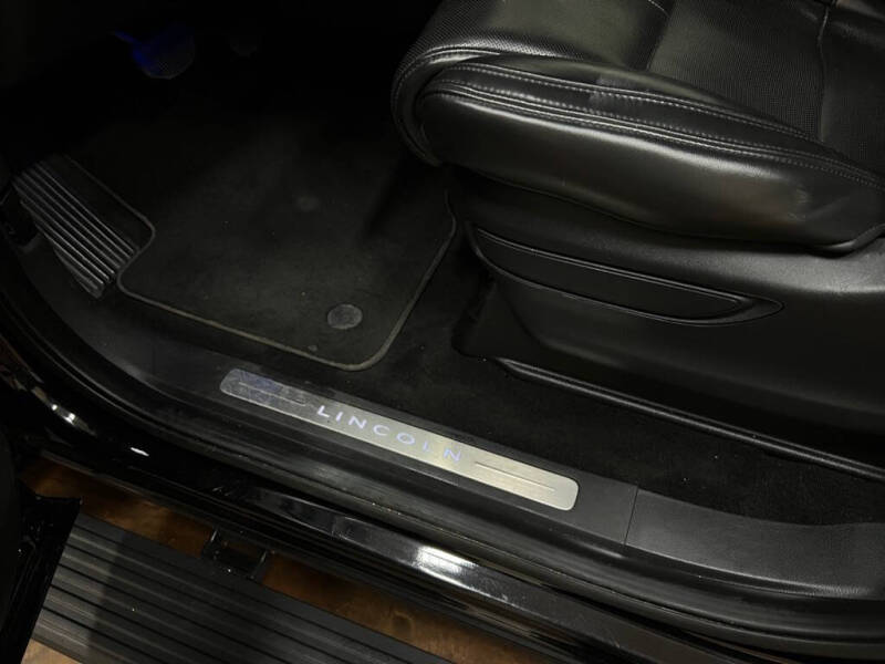 2022 Lincoln Navigator L Reserve