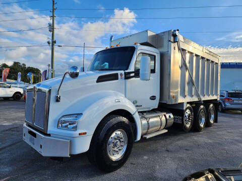 2019 Kenworth T880