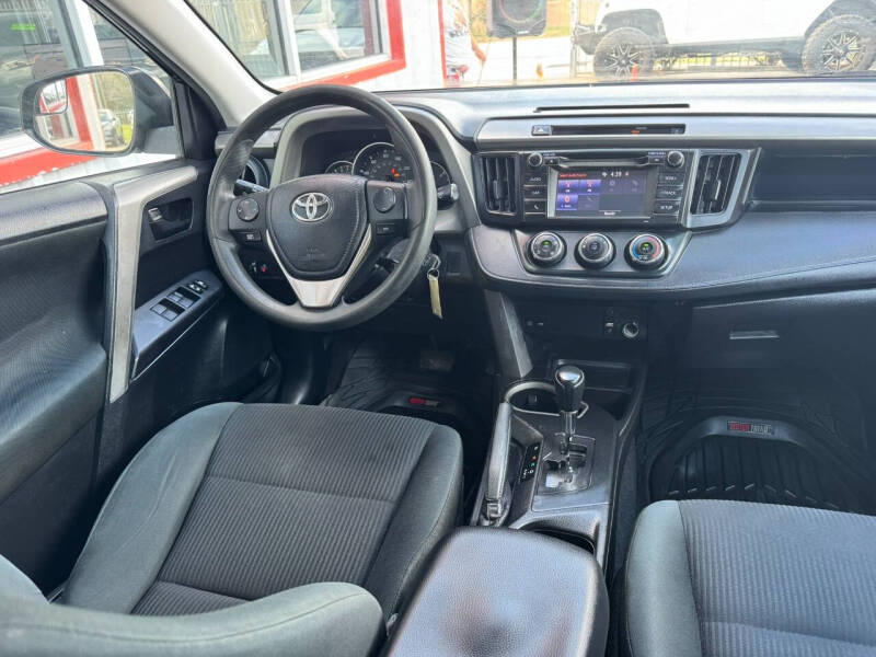 2016 Toyota RAV4 LE