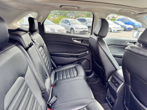 2020 Ford Edge SEL